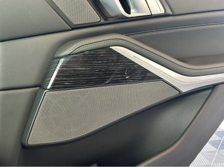 2025 BMW X5 - photo 6