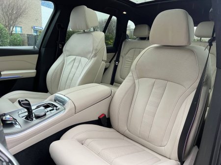 2022 BMW X5 - photo 8