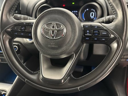 2022 Toyota Yaris - photo 12