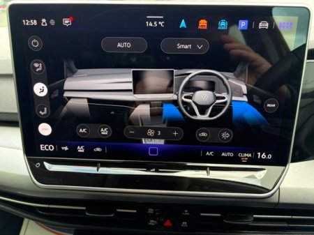 2025 Volkswagen Golf - photo 20