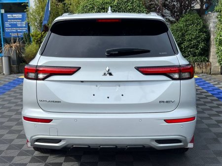 2022 Mitsubishi Outlander - photo 20
