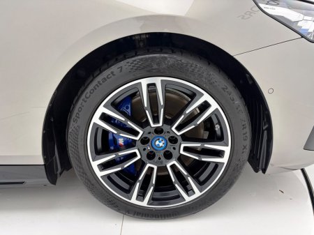 2024 BMW i5 - photo 10