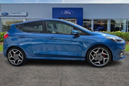 2020 Ford Fiesta - photo 3
