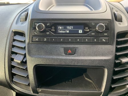 2020 Ford Transit Connect - photo 19