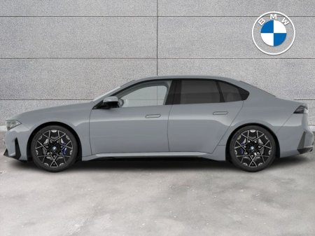 2026 BMW i3 - photo 3
