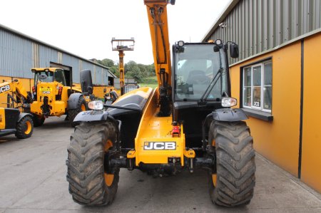 0 JCB  - photo 4