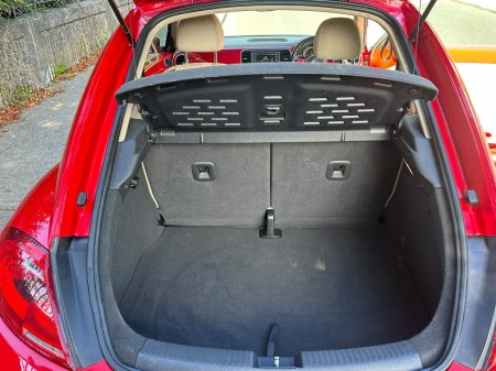 2013 Volkswagen Beetle - photo 14