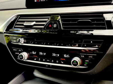 2017 BMW 5-Series - photo 20