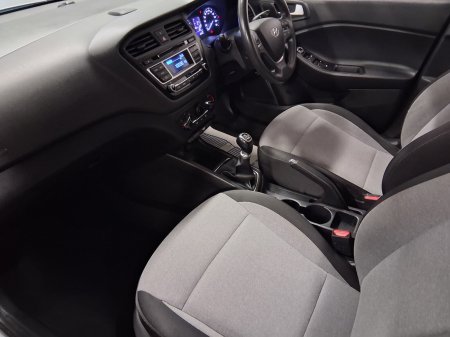 2016 Hyundai i20 - photo 6