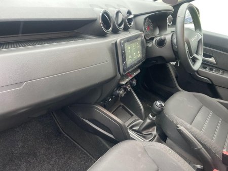 2025 Dacia Duster - photo 5
