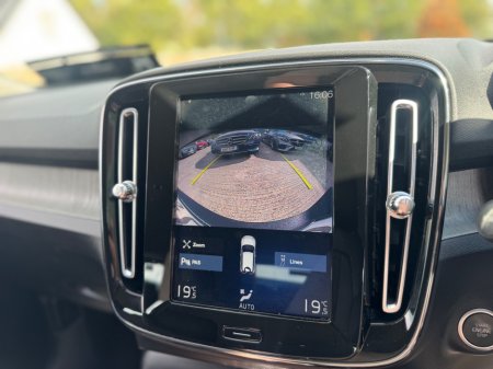 2020 Volvo XC40 - photo 12