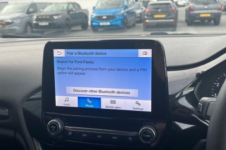 2020 Ford Fiesta - photo 30