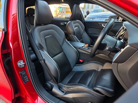 2022 Volvo V60 - photo 12