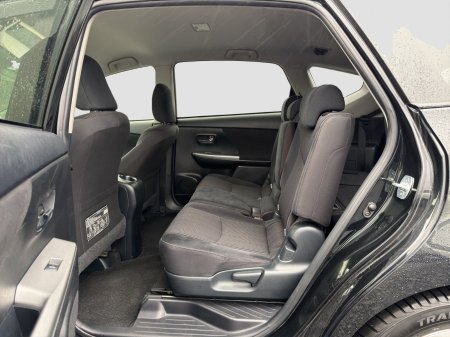 2018 Toyota Prius - photo 13