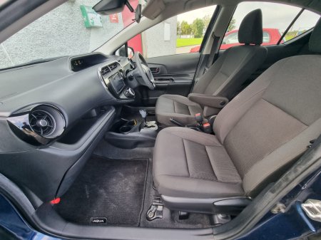 2019 Toyota Aqua - photo 21
