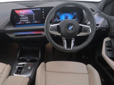 2026 BMW 1-Series - photo 5