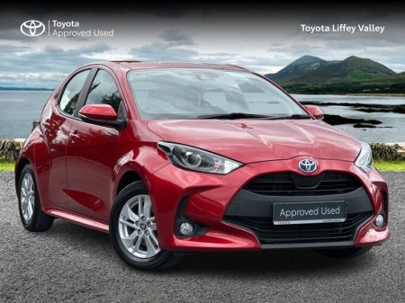 2022 Toyota Yaris YARIS HYBRID LUNA