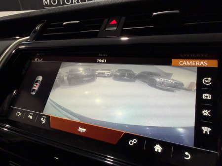 2020 Land Rover Discovery - photo 17