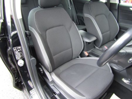 2019 Ford Focus - photo 15