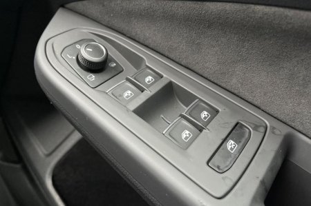 2026 Volkswagen Golf - photo 16