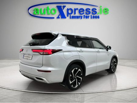 2023 Mitsubishi Outlander - photo 13