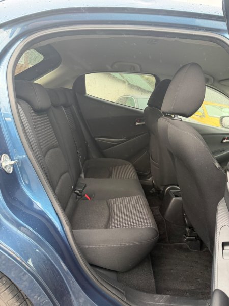 2017 Mazda Demio - photo 8