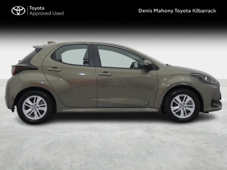 2024 Toyota Yaris - photo 3