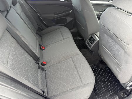 2022 Volkswagen Golf - photo 14