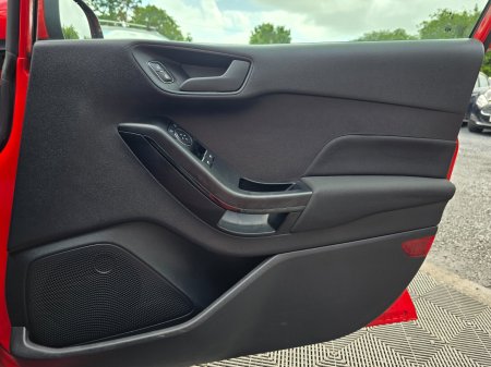 2020 Ford Fiesta - photo 19