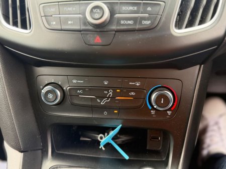 2017 Ford Focus - photo 16