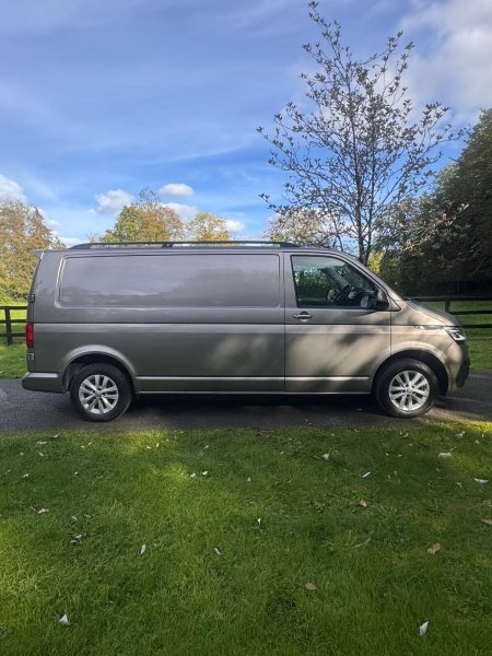 2020 Volkswagen Transporter - photo 2