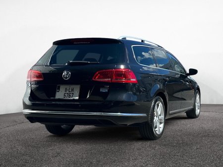 2011 Volkswagen Passat - photo 3