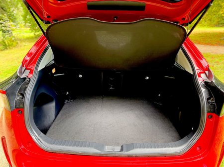 2025 Toyota Yaris Cross - photo 14