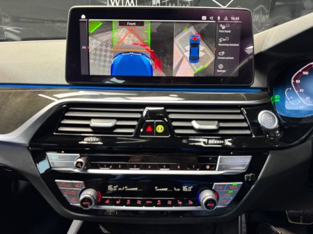 2021 BMW 5-Series - photo 20