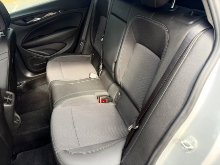 2019 Opel Insignia - photo 16