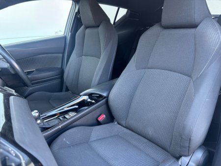 2019 Toyota C-HR - photo 4