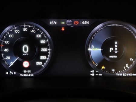 2020 Volvo XC40 - photo 18