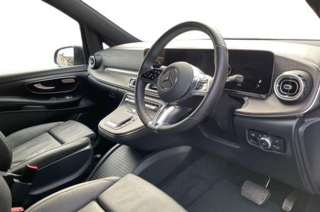 2025 Mercedes-Benz V-Class - photo 9