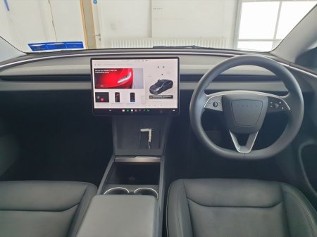 2024 Tesla Model 3 - photo 10