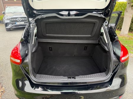 2017 Ford Focus - photo 7