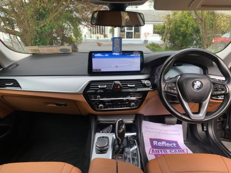 2023 BMW 5-Series - photo 16