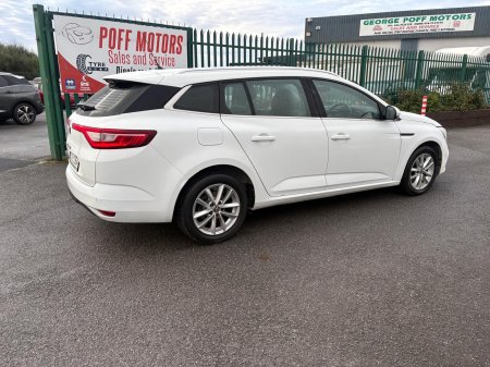 2017 Renault Megane - photo 6