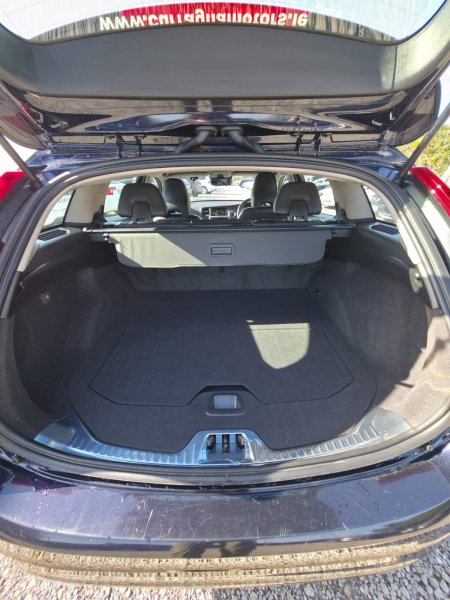 2018 Volvo V60 - photo 23