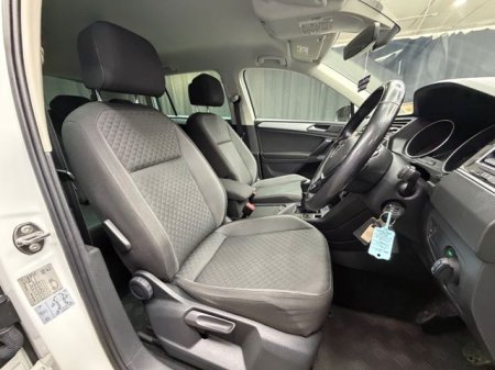 2017 Volkswagen Tiguan - photo 21