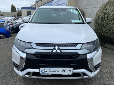 2019 Mitsubishi Outlander - photo 2
