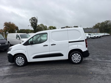 2020 Peugeot Partner - photo 2