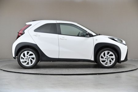 2024 Toyota Aygo X - photo 12