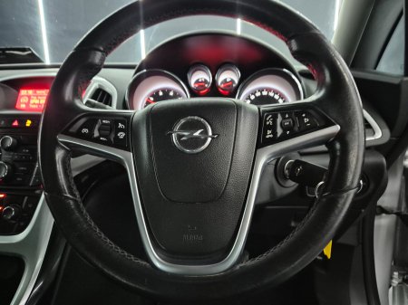 2015 Opel Astra - photo 11