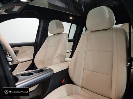 2026 Mercedes-Benz GLB - photo 9