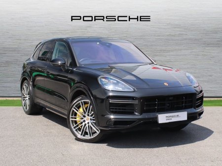 2023 Porsche Cayenne Turbo S E-Hybrid